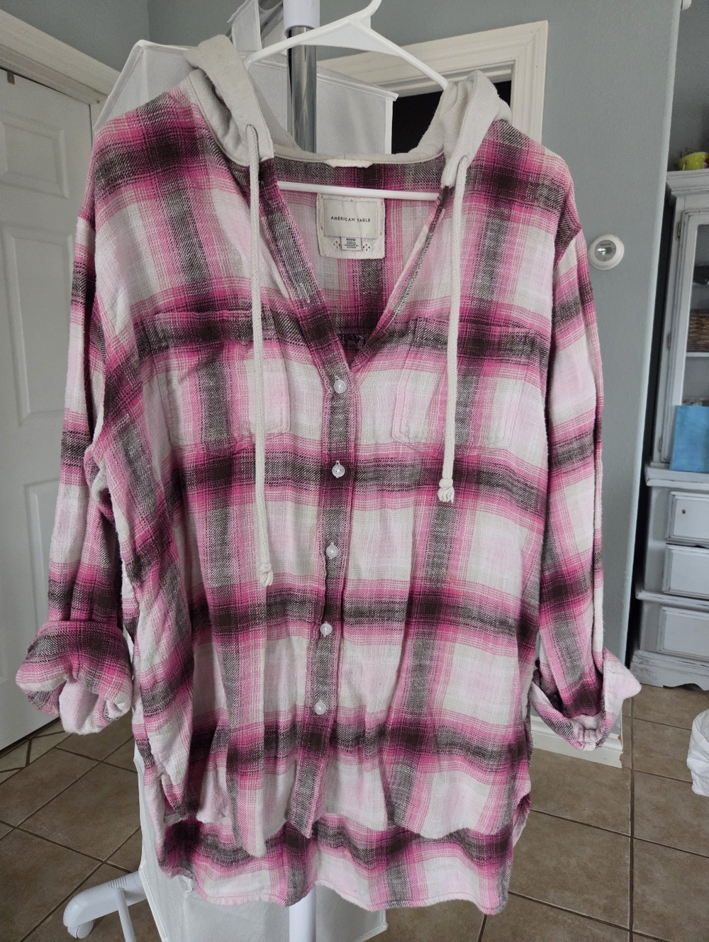 American Eagle Pink Plaid Hooded Button-Up Shirt